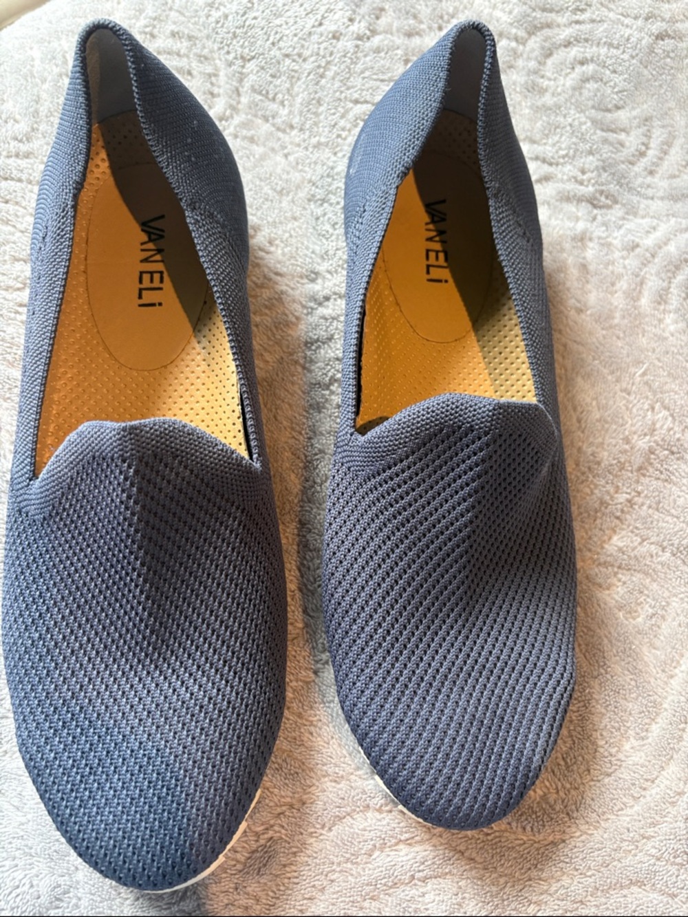 Vaneli Women's Verne Navy Blue Stretch Knit Slip On Casual Loafers; Sz: 9; EUC